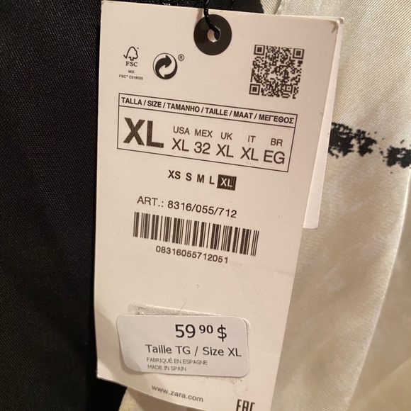 ZARA Blouse Low Neck - Picture 2 of 5